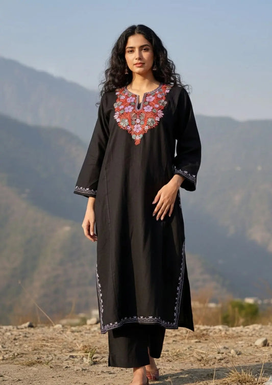 Ainee | Black Woollen Kashmiri Phiran with Floral Aari Embroidery