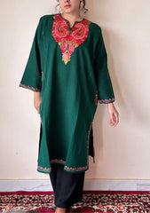 Dilnaz | Green Woollen Kashmiri Phiran with Floral Aari Embroidery