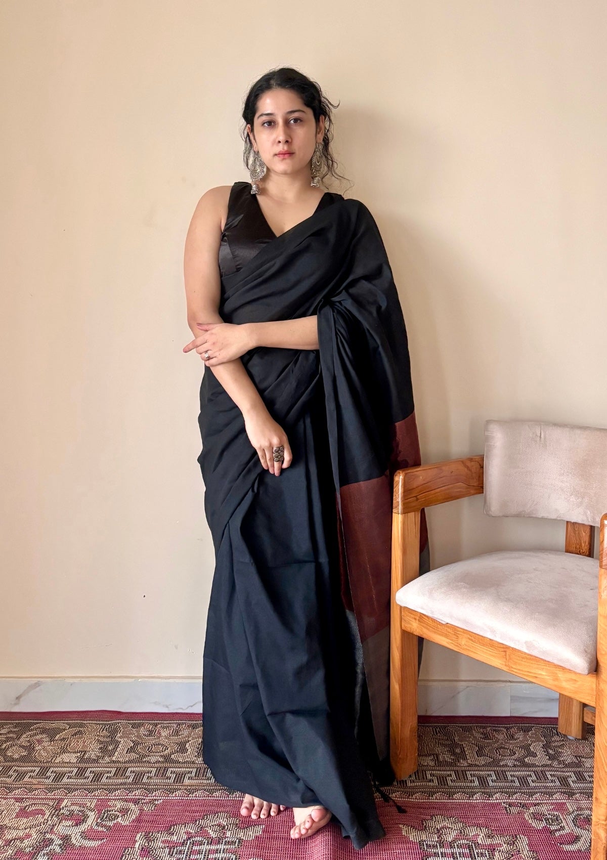 Tamira Black Pure Handloom Cotton Saree with Silver and Copper Tissue Pallu - Qatha 