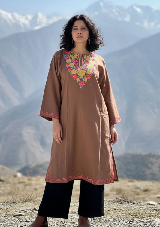 Fareeha | Beige Brown Woollen Kashmiri Phiran with Floral Aari Embroidery
