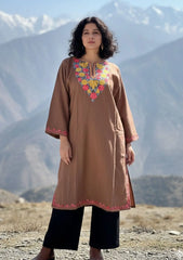 Fareeha | Beige Brown Woollen Kashmiri Phiran with Floral Aari Embroidery