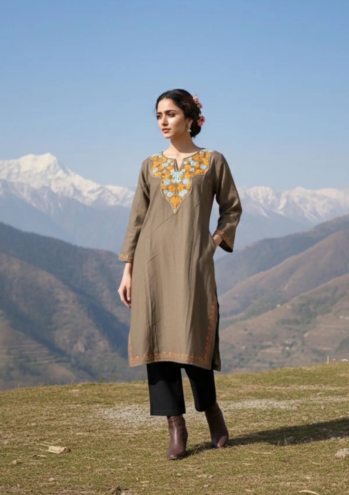 Rumi | Light Brown Woollen Kashmiri Phiran with Floral Aari Embroidery