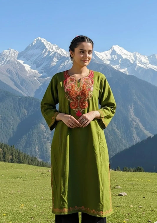 Darya | Grey Woollen Kashmiri Phiran with Floral Embroidery