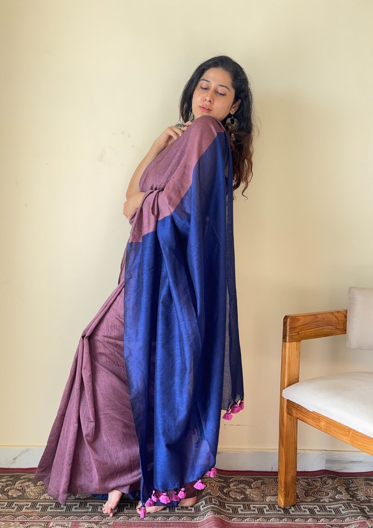 Chitrangada Jamuni with Blue Pallu Mul Cotton Saree with Tassels - Qatha 